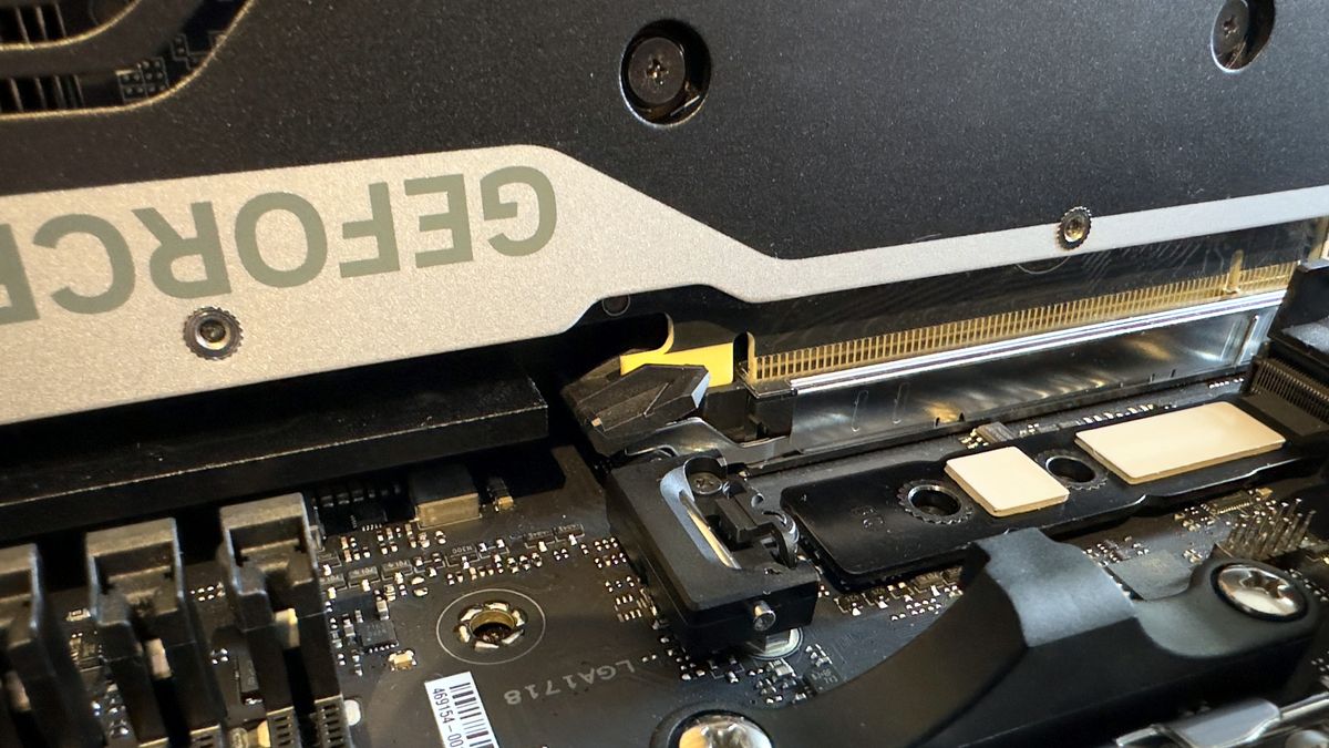 Concerns Arise Over Asus's GPU Contact Pin Design