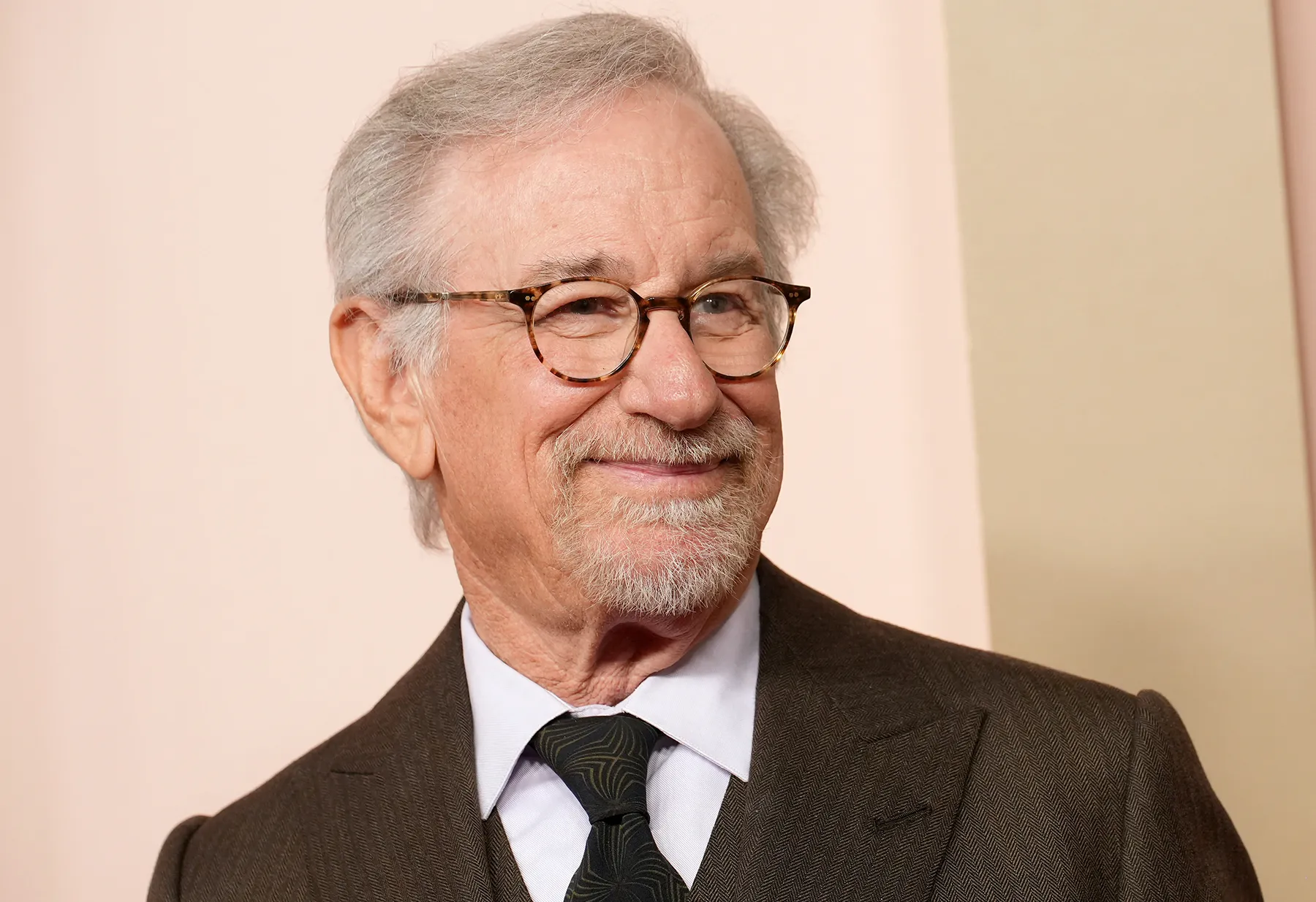 Steven Spielberg's New UFO-Themed Film Reveals Release Date Without a Title