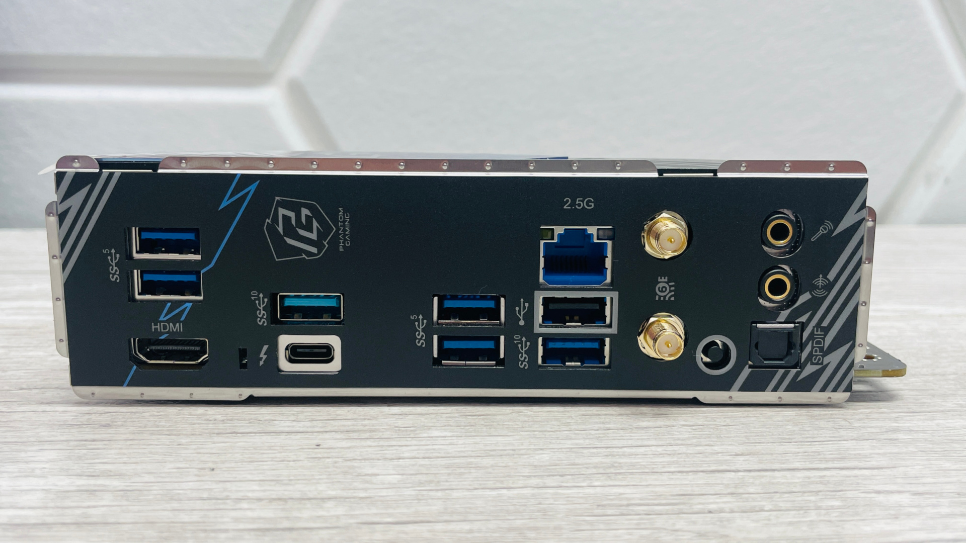 Celebrating 25 Years of USB 2.0: The Enduring Presence in Modern Gaming PCs