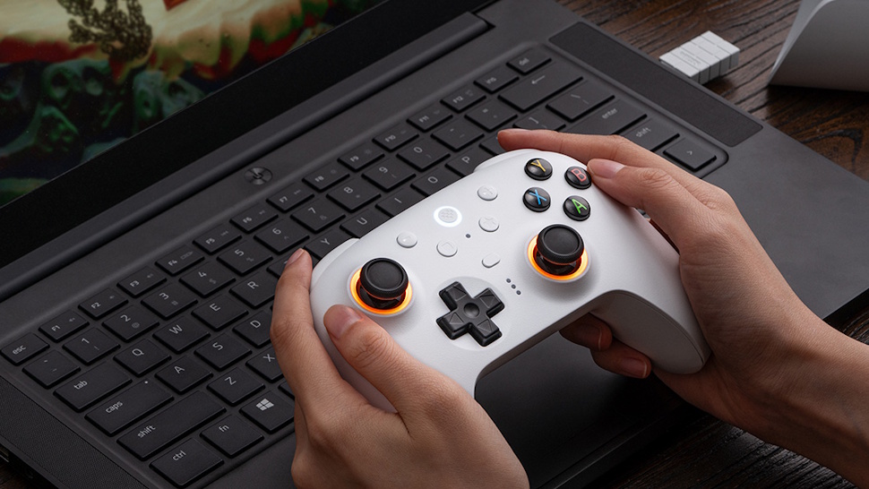 8BitDo Unveils Ultimate 2 Wireless Controller Featuring Advanced Joysticks and Triggers