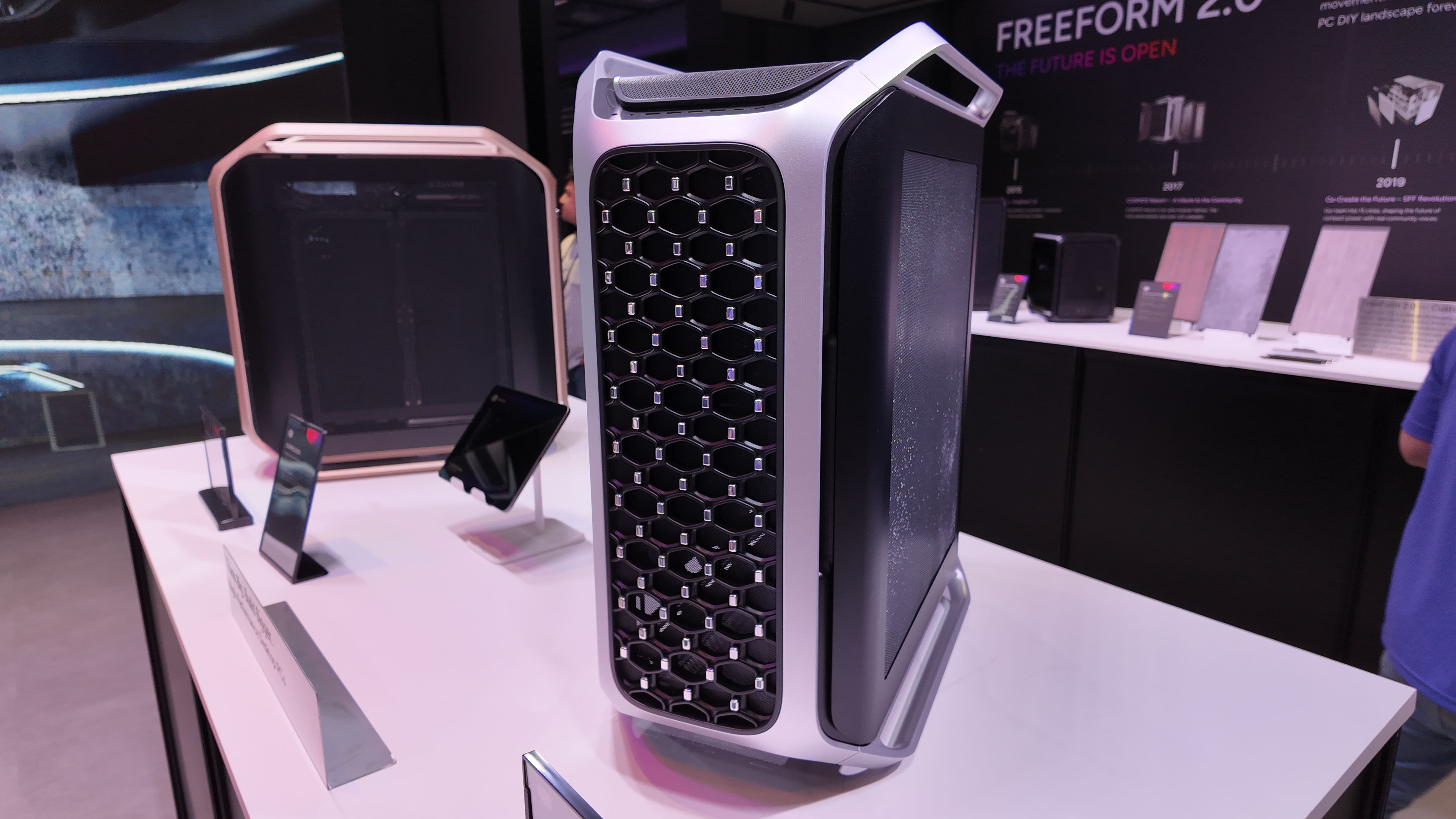 Cooler Master Reveals New PC Cases at Computex 2025: A Stylish Evolution of the Cosmos and an Innovative 360 Panoramic Design