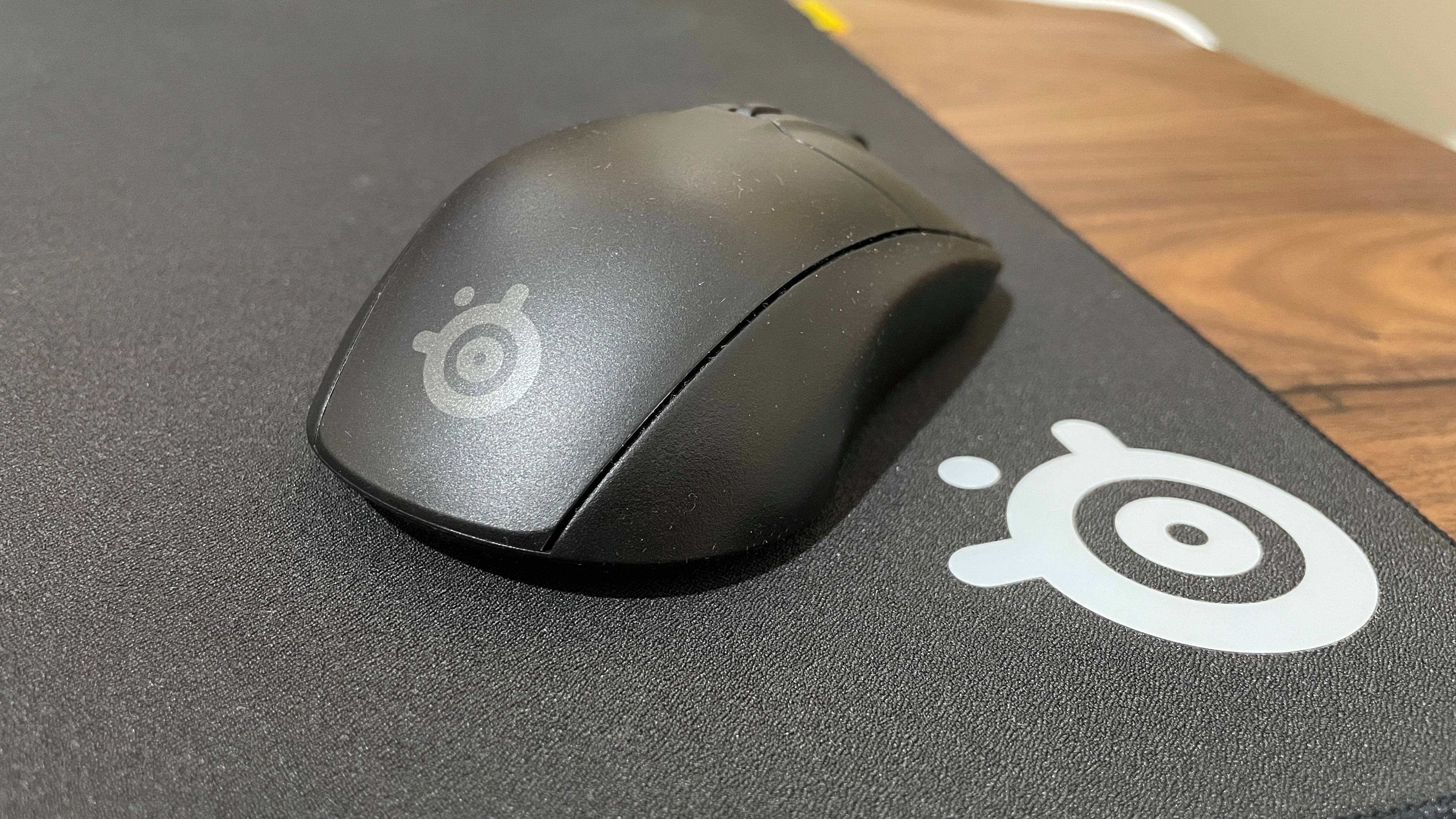 SteelSeries Rival 3 Gen 2: A Fresh Look at Removable Batteries in Gaming Mice