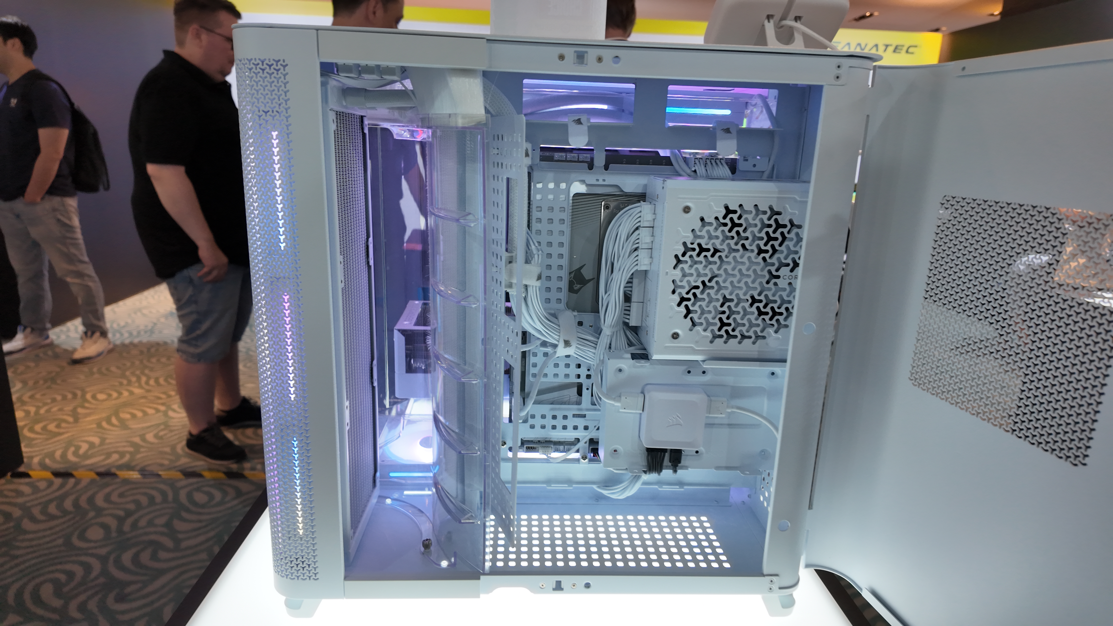 The Corsair Air 5400: A Revolutionary Triple-Chamber PC Case