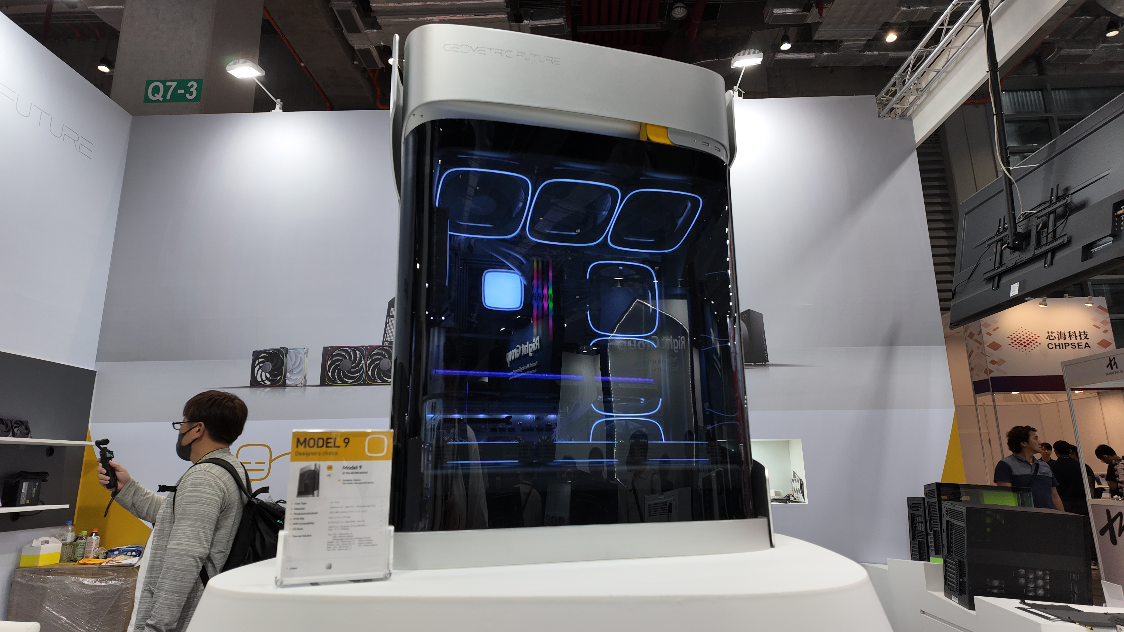 Behold the Giant PC Case: A Monument to Tech Innovation