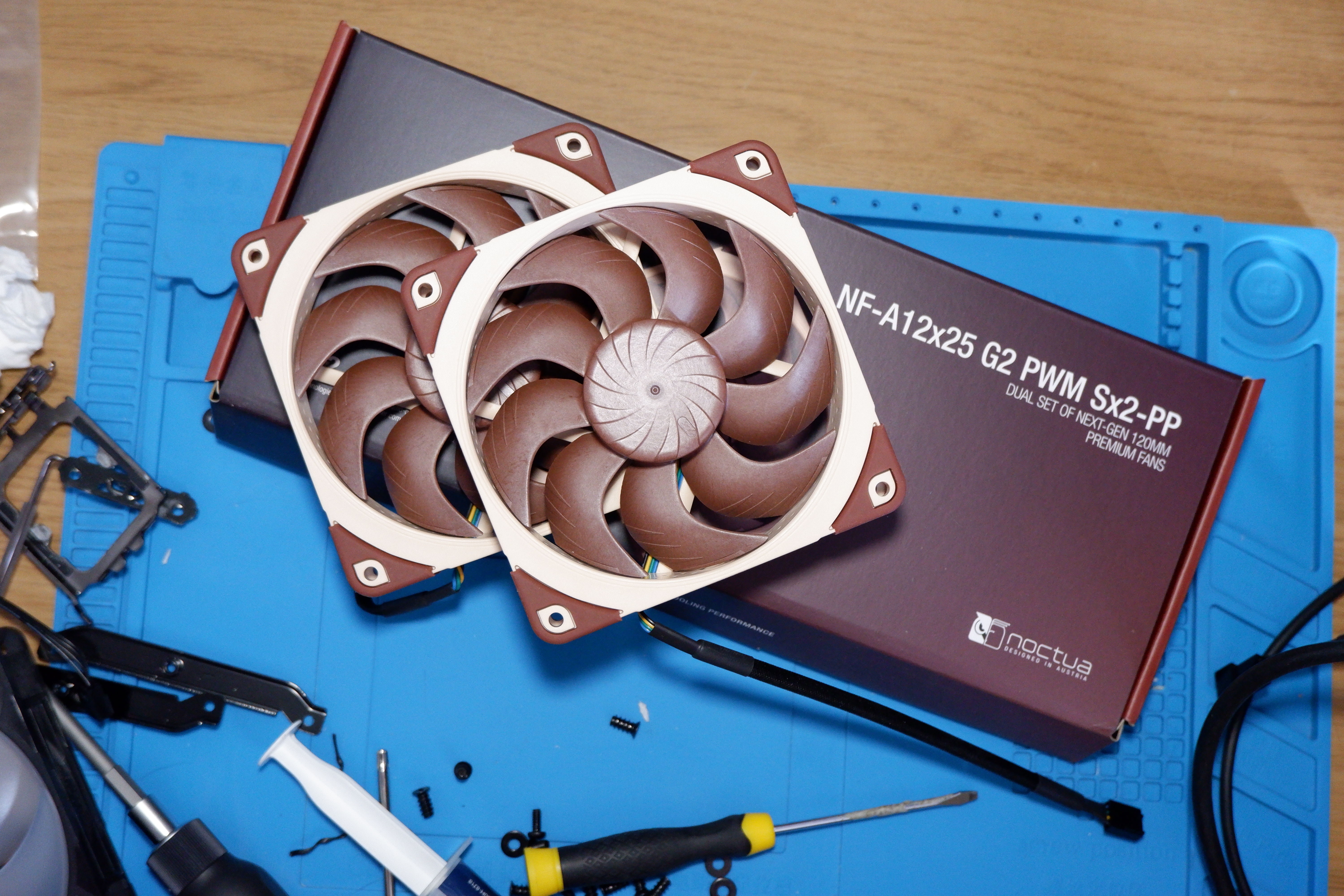 Testing Noctua's Newest PC Fan: The NF-A12x25 G2