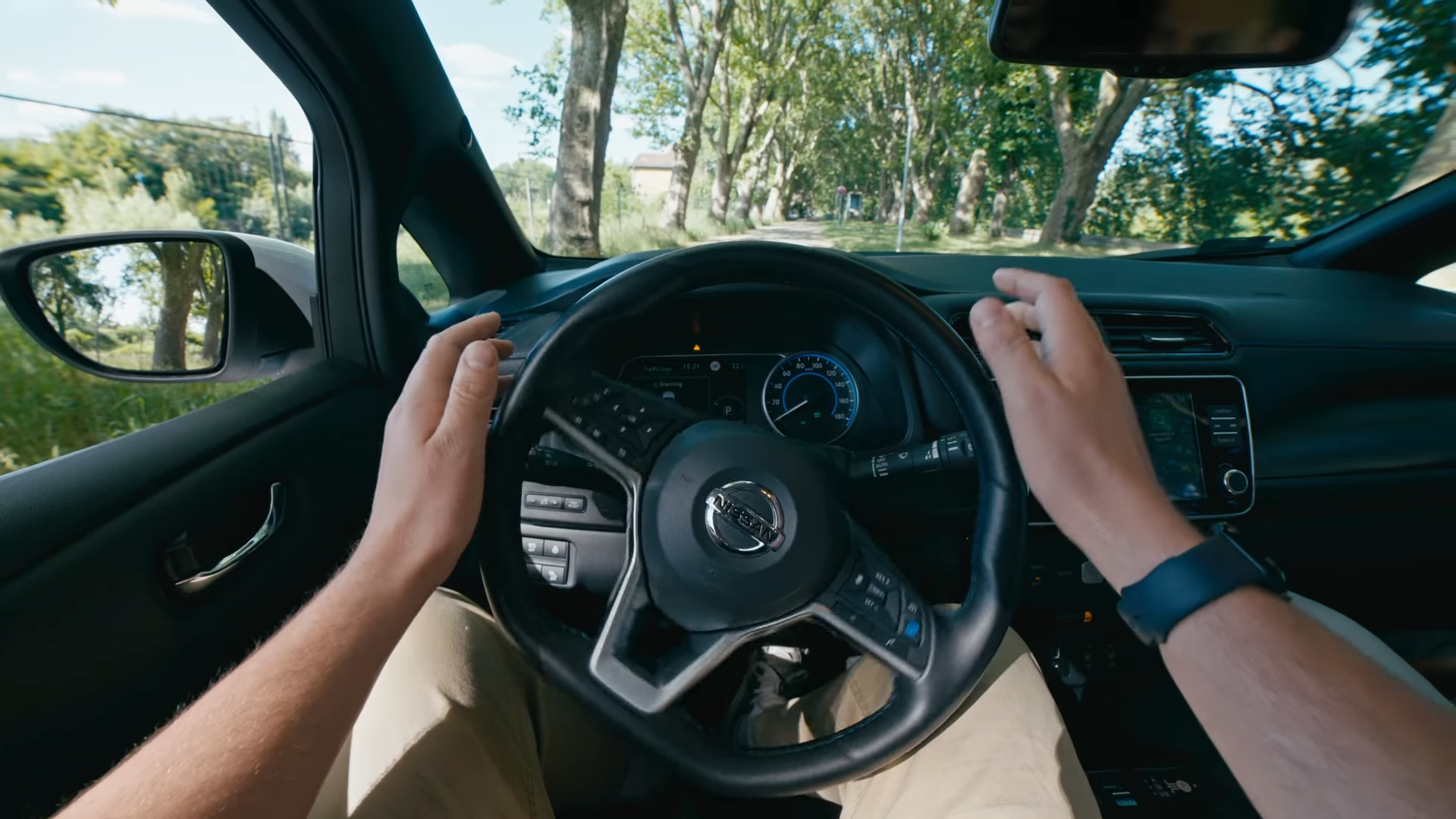 Remote Hack Turns Nissan Leaf into an RC Car