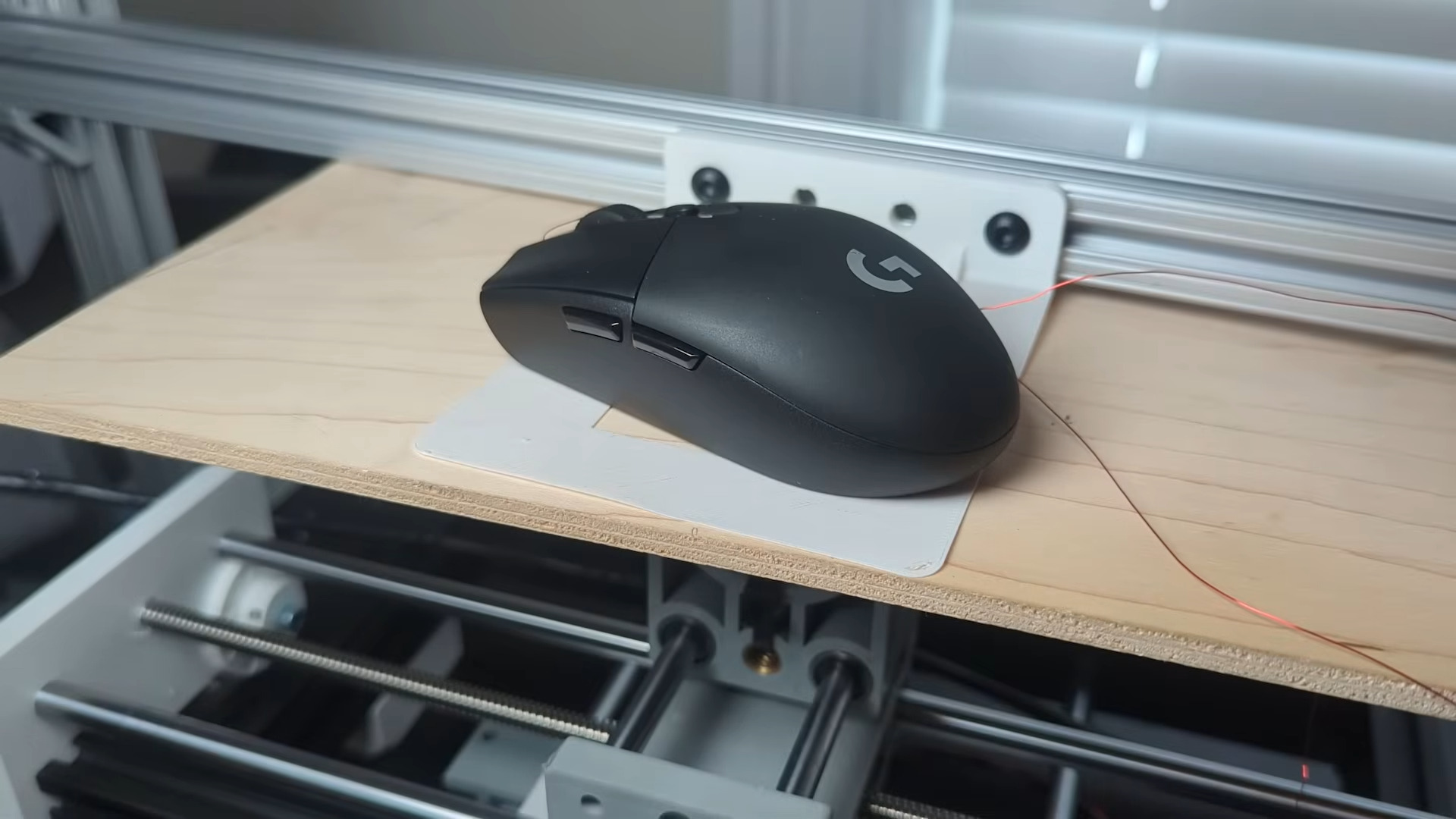 A New Unseen AI-driven Aimbot that Manipulates the Mouse Pad to Cheat in Valorant
