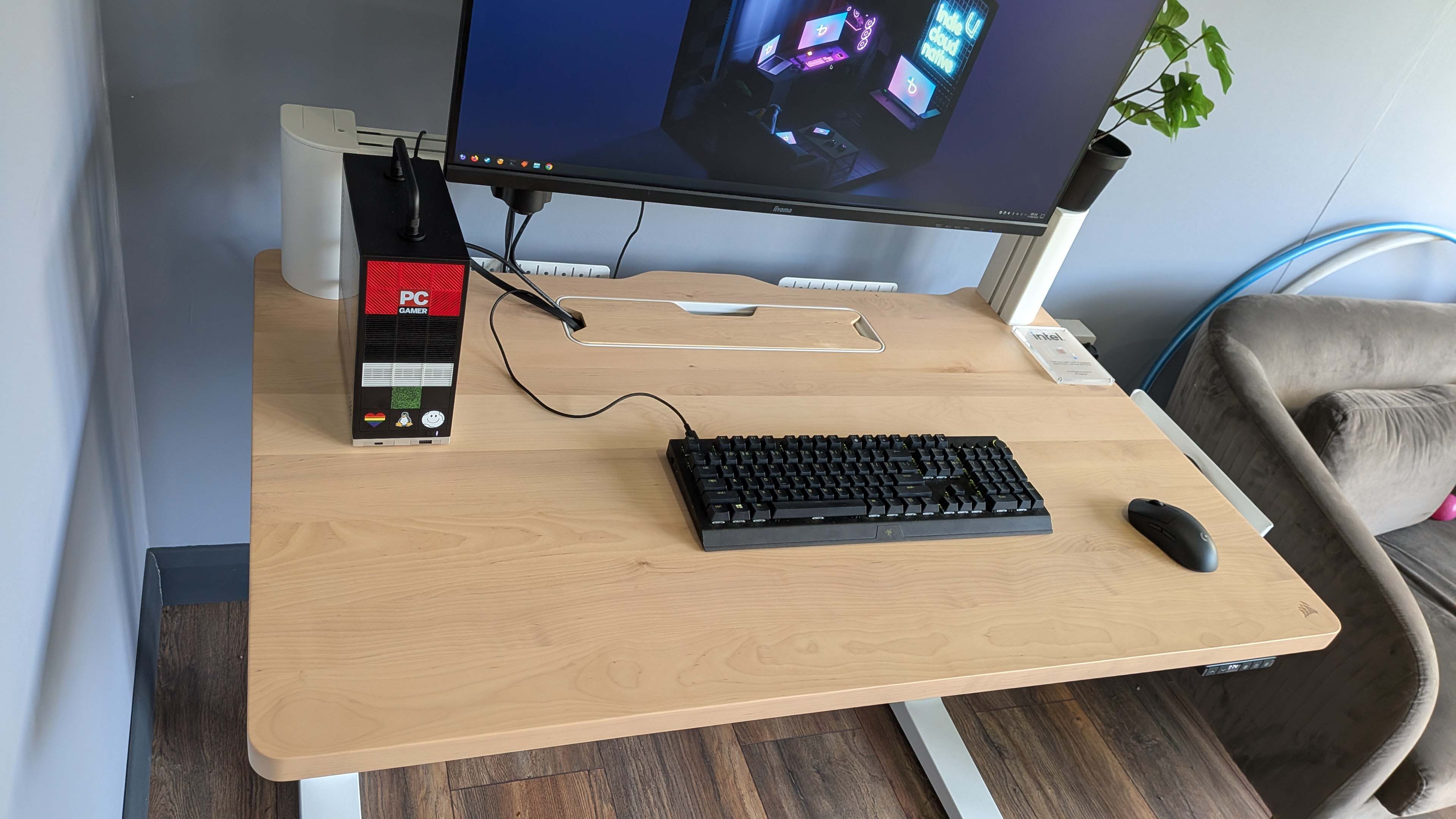 Budget-Friendly Motorized Gaming Desks: Our Top Picks for 2025