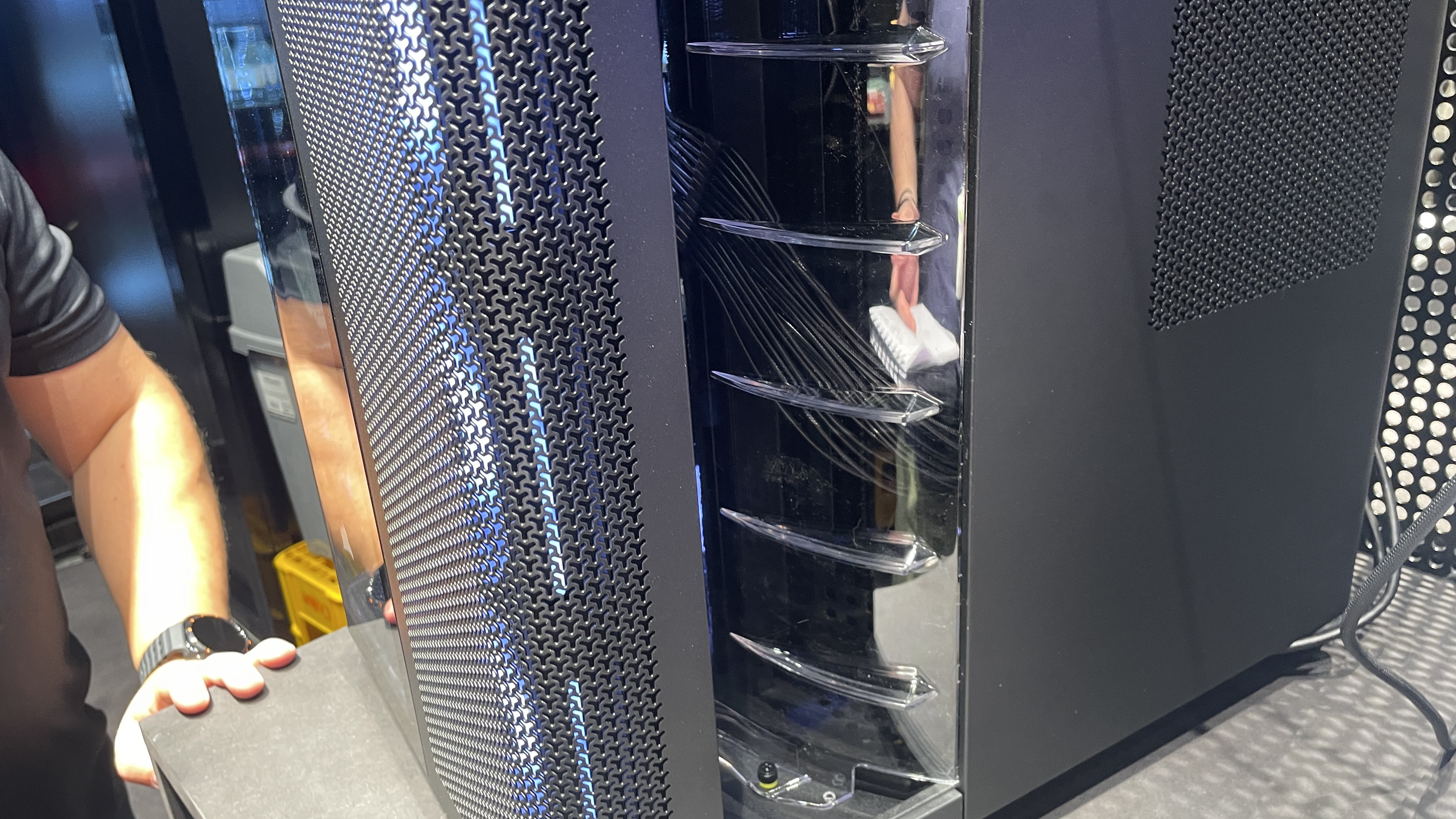 Innovative PC Cases at Gamescom Highlight Outdated Design