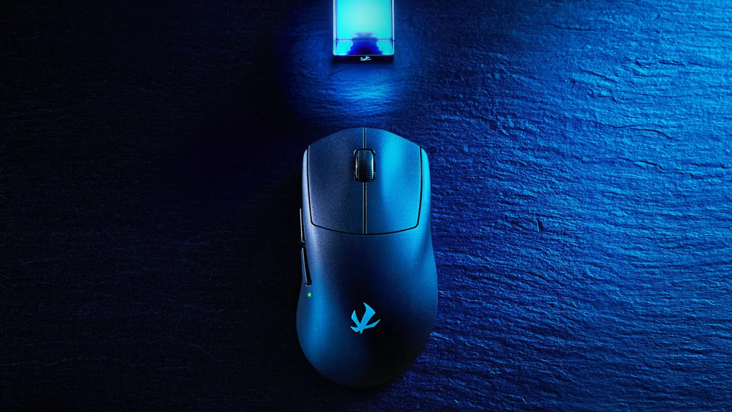 World's First 'True 8K' Ultra-Wideband Gaming Mouse Debuts with Unique Glowing Dongle
