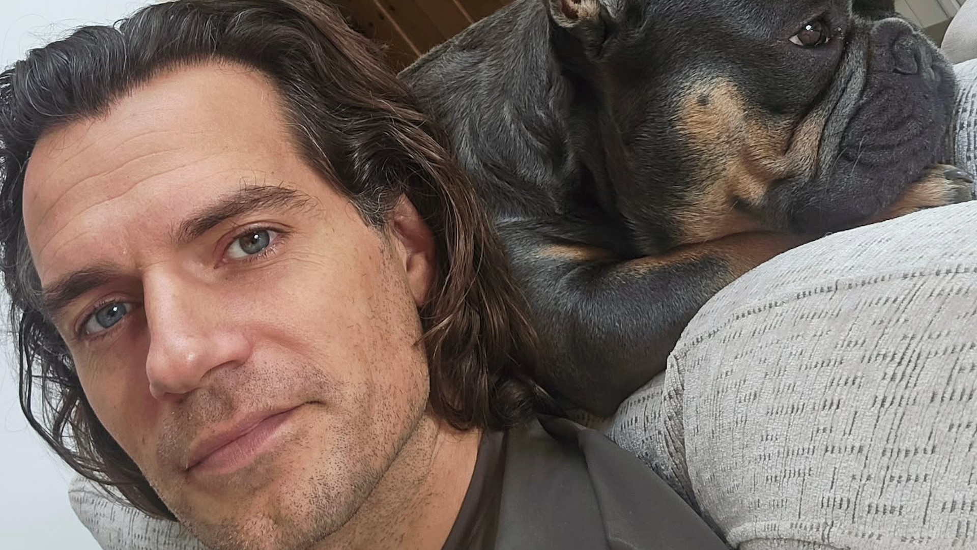 Henry Cavill's Instagram Posts Hint at Warhammer 40,000 Universe