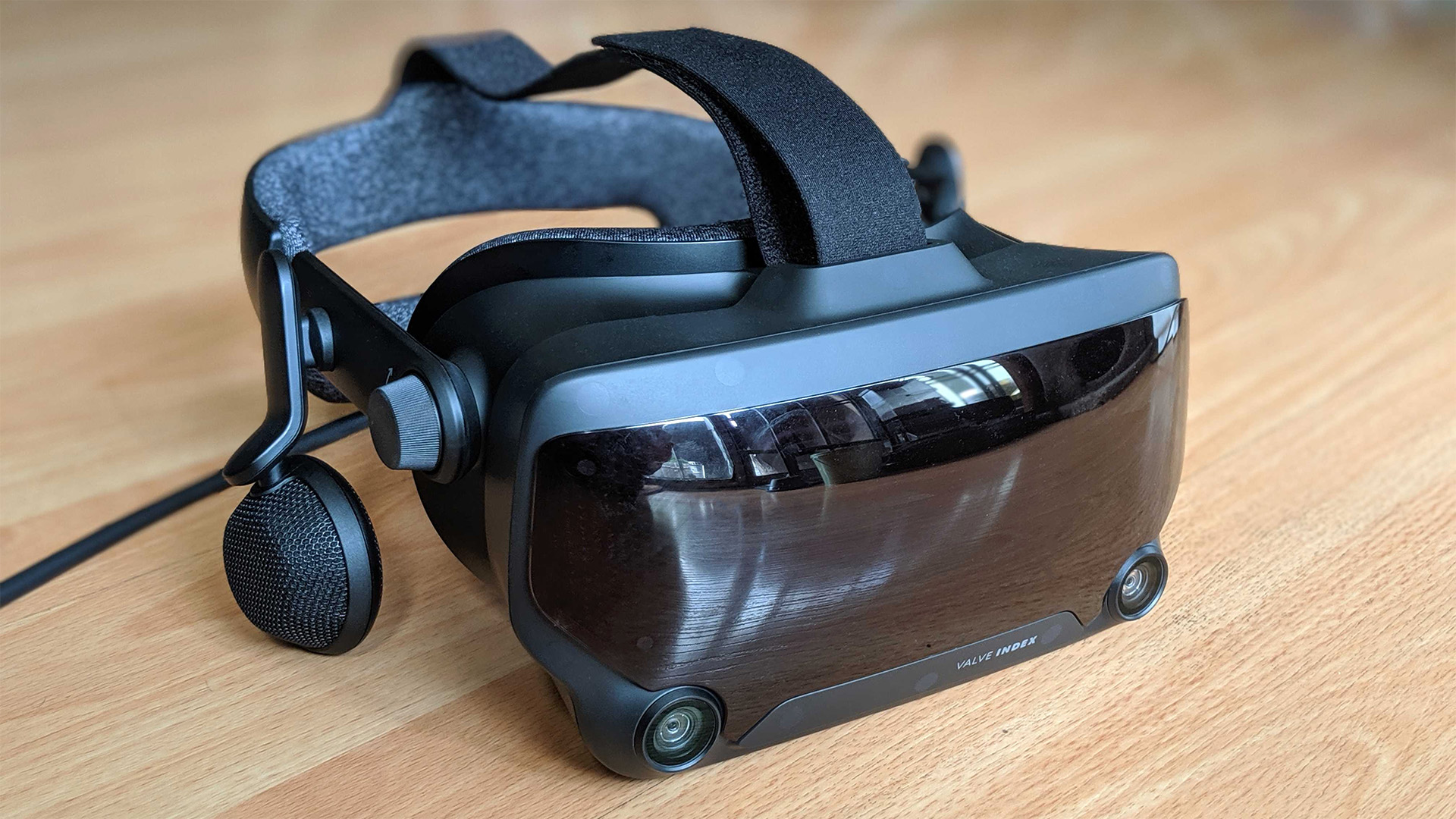 Valve's Standalone VR Headset, Deckard, Expected by Year-End as Production Begins