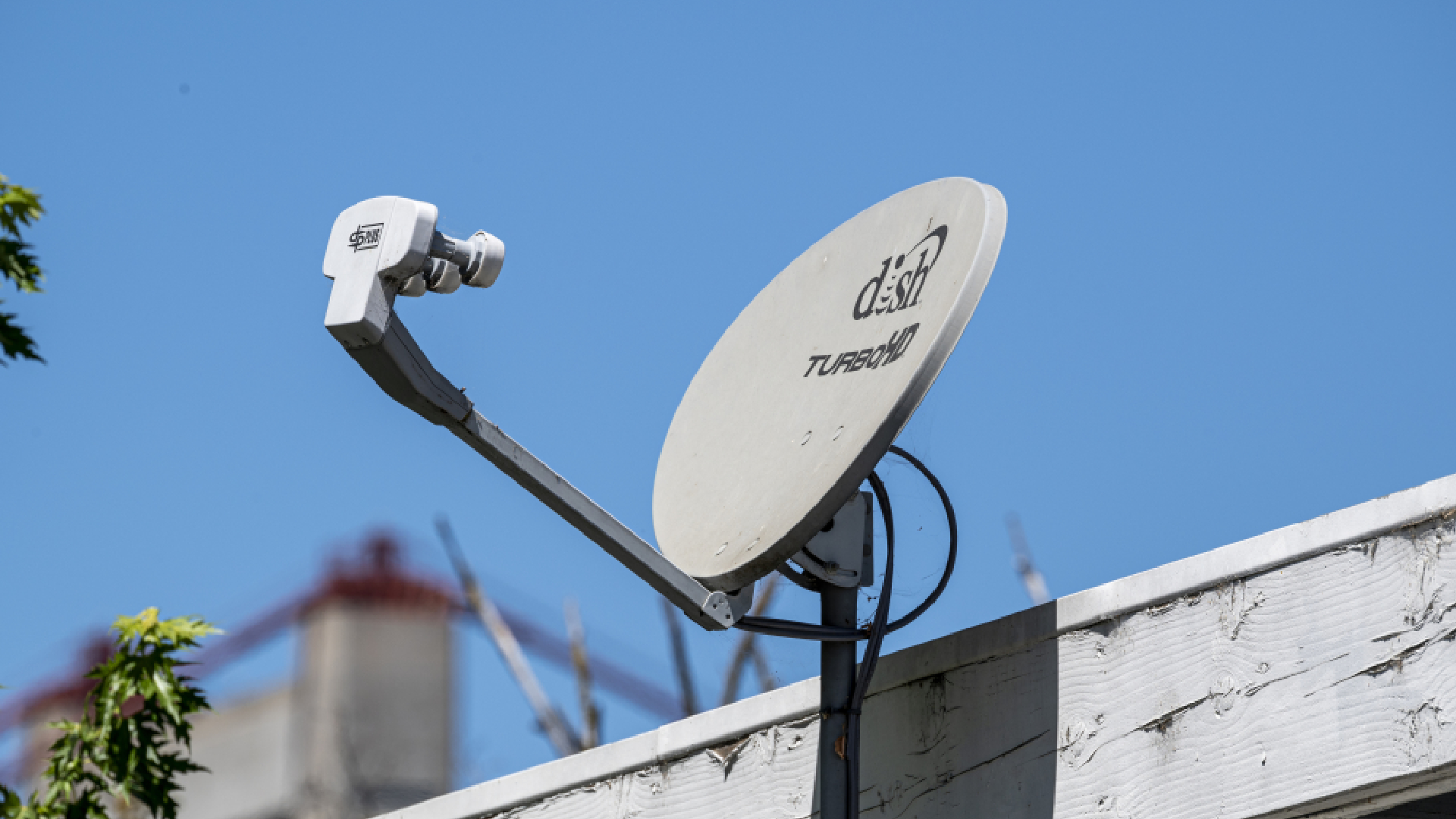 Researchers Expose Unencrypted Satellite Data, Revealing Sensitive Communications