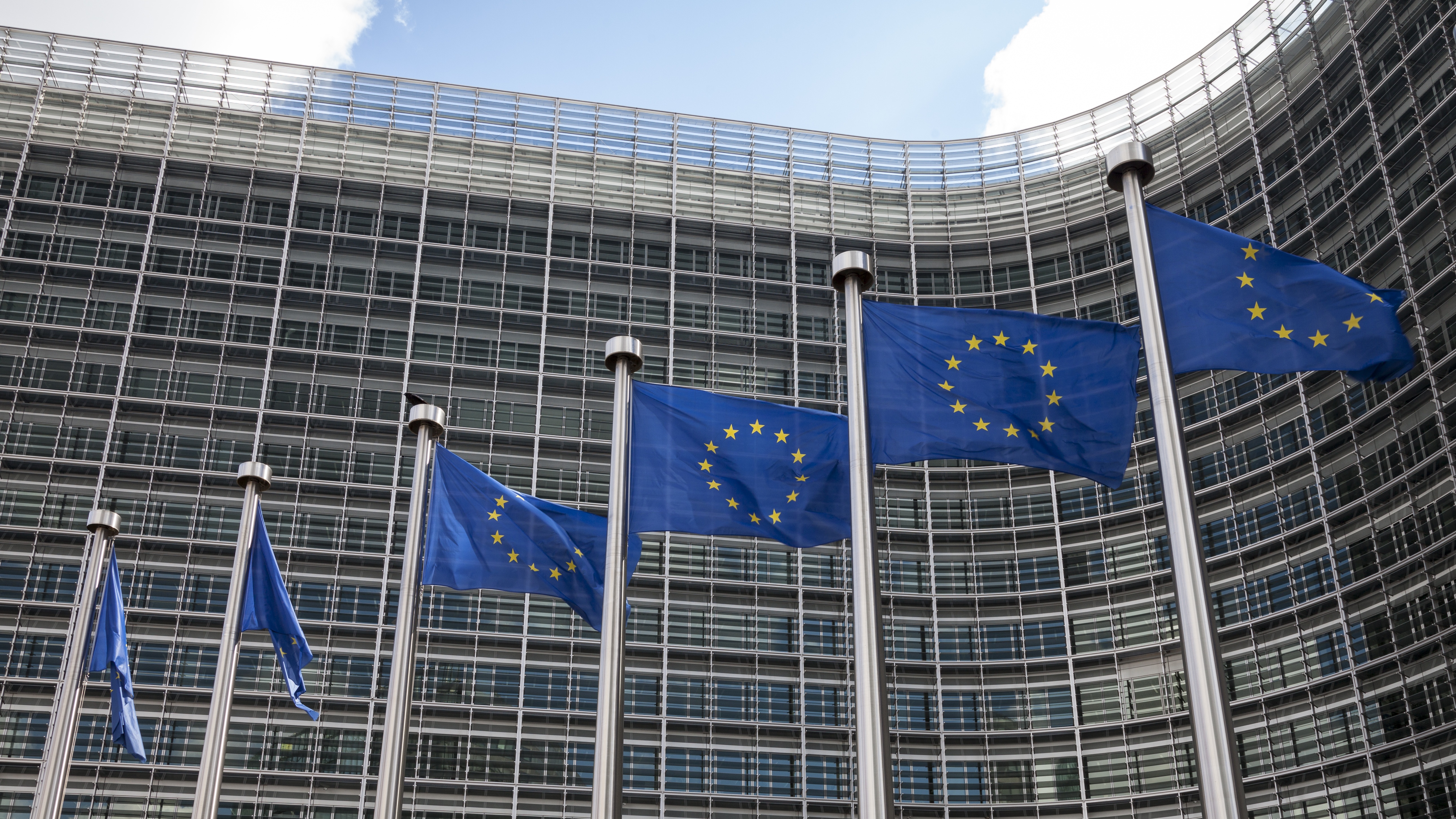 EU Lawmakers Push to Ban Loot Boxes for Minors