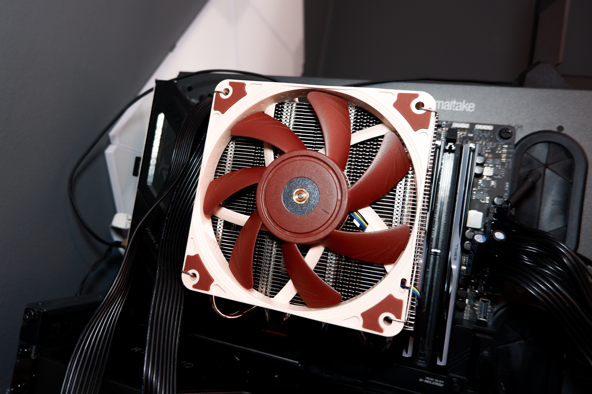 Hold Your Noctua Cooler: Compatibility with Intel's Nova Lake Confirmed