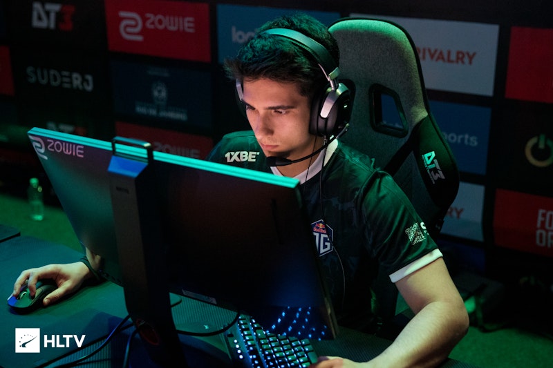 Romanian AWPer MoDo Benched by OG After Ten Months