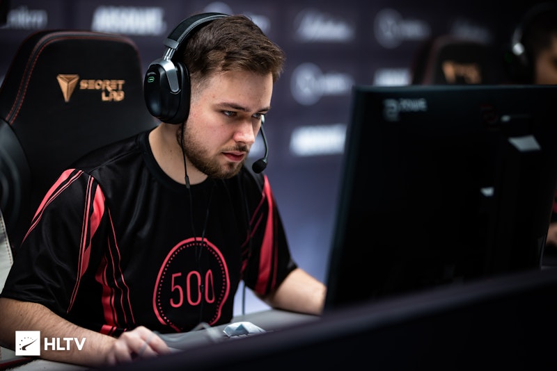 500 Teams Up to Bench SHiPZ