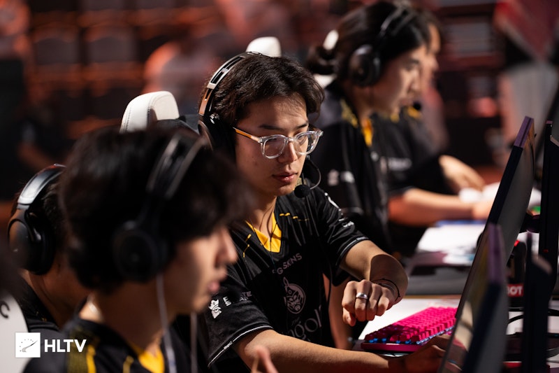 The MongolZ Advance to EWC Semifinals After Defeating 3DMAX
